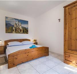 4 Bedroom Villa with Pool and Annex near Porec, Sleeps 8